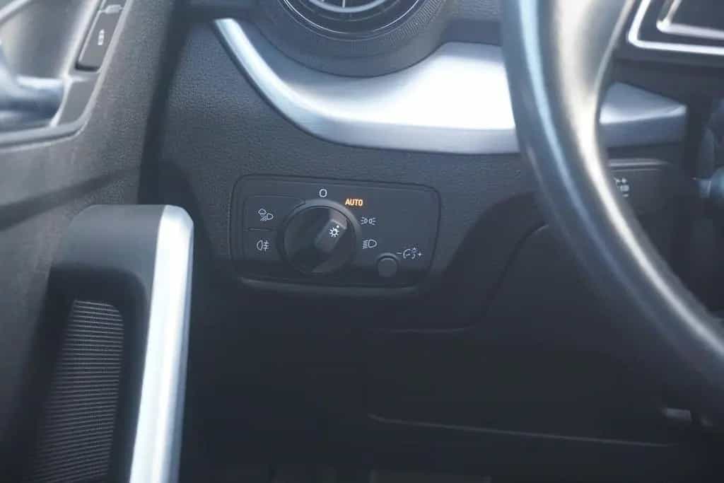 Audi Q2 1.4 TFSI sport LED Klimaaut. Sitzheizung PDC 05/2017-photo-19