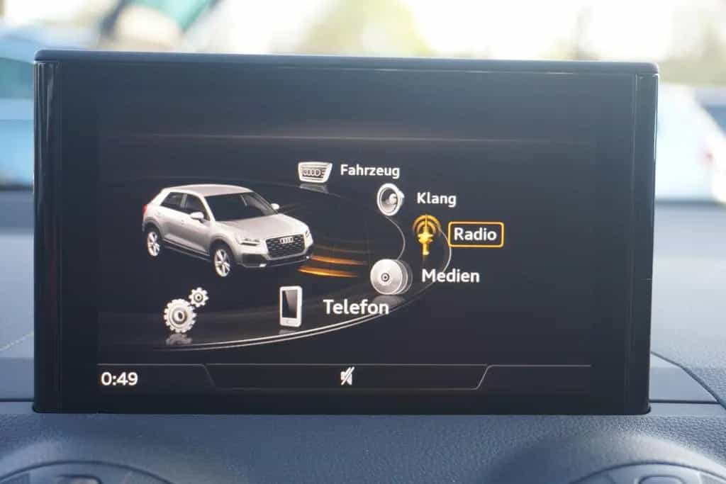 Audi Q2 1.4 TFSI sport LED Klimaaut. Sitzheizung PDC 05/2017-photo-23
