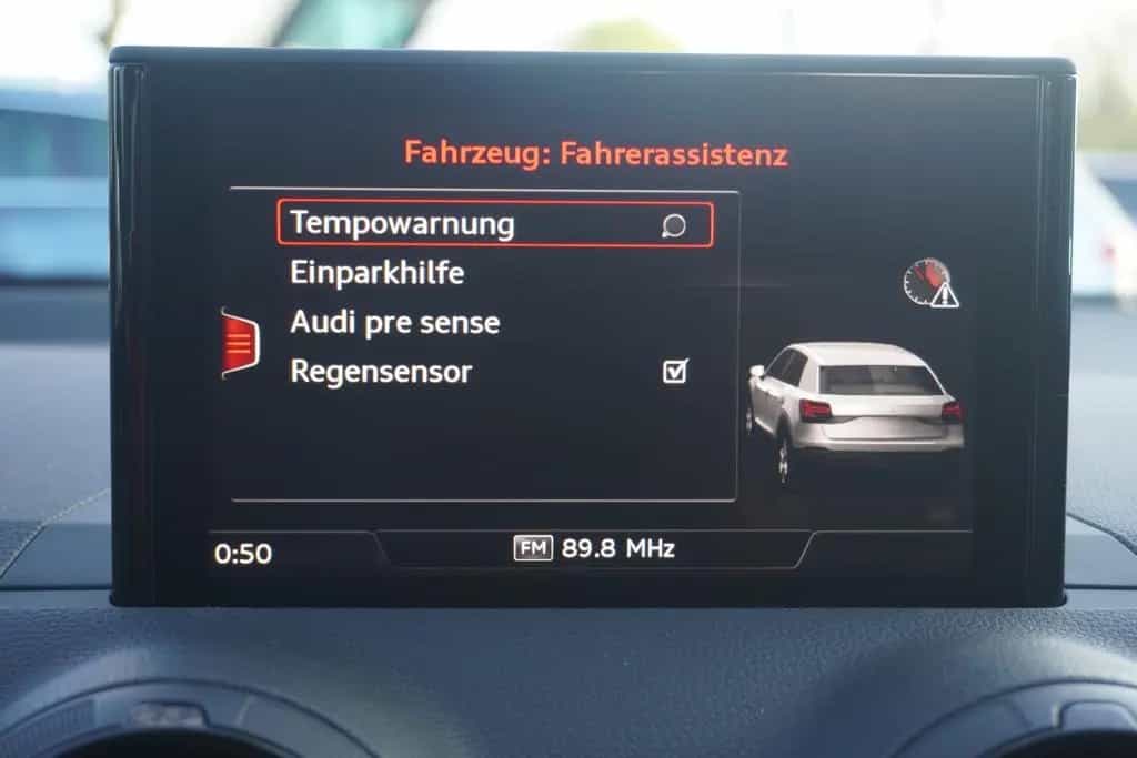 Audi Q2 1.4 TFSI sport LED Klimaaut. Sitzheizung PDC 05/2017-photo-24
