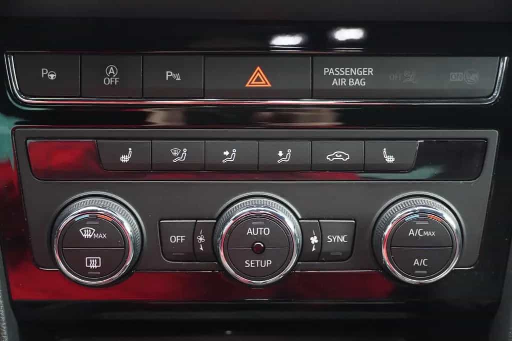 Seat Ateca 1.5 FR DSG LED Navi Kamera Lenkradheizung 04/2020-photo-14