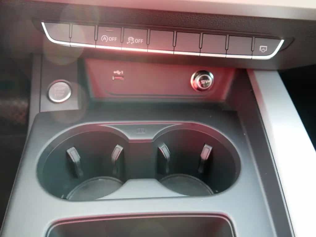 Audi A4 Avant 35 2.0 TFSI S line LED Navi Tempomat 10/2019-photo-13