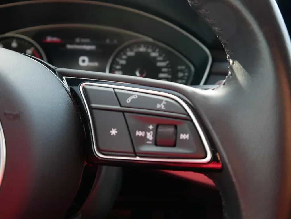 Audi A4 Avant 35 2.0 TFSI S line LED Navi Tempomat 10/2019-photo-16