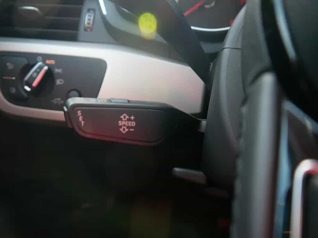 Audi A4 Avant 35 2.0 TFSI S line LED Navi Tempomat 10/2019-photo-19