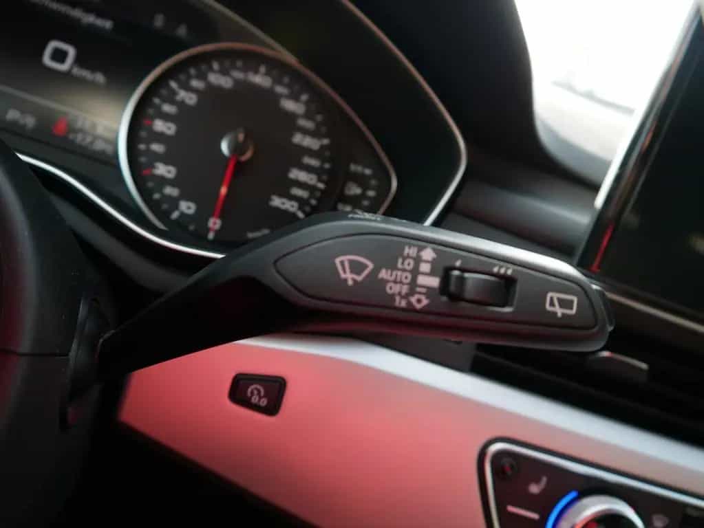 Audi A4 Avant 35 2.0 TFSI S line LED Navi Tempomat 10/2019-photo-20