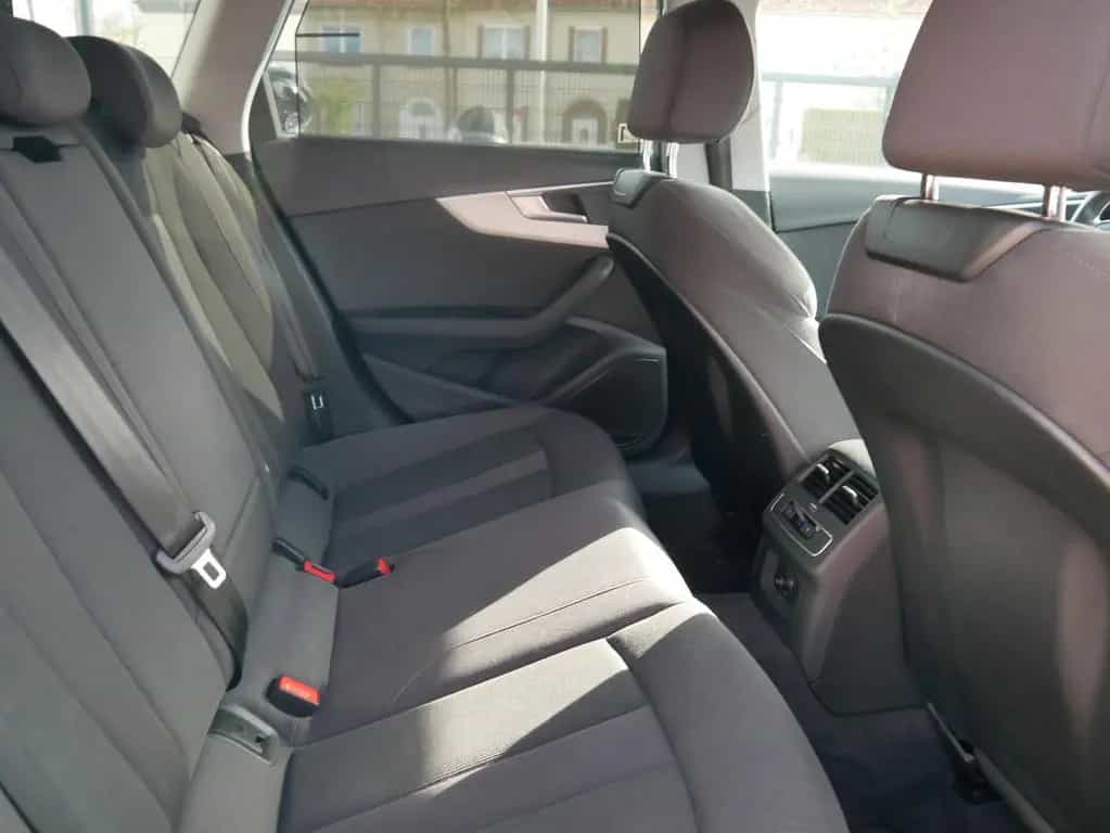 Audi A4 Avant 35 2.0 TFSI S line LED Navi Tempomat 10/2019-photo-27