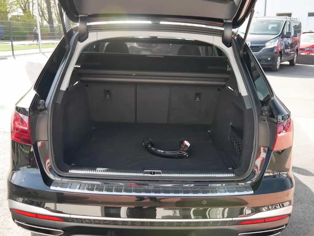 Audi A4 Avant 35 2.0 TFSI S line LED Navi Tempomat 10/2019-photo-28