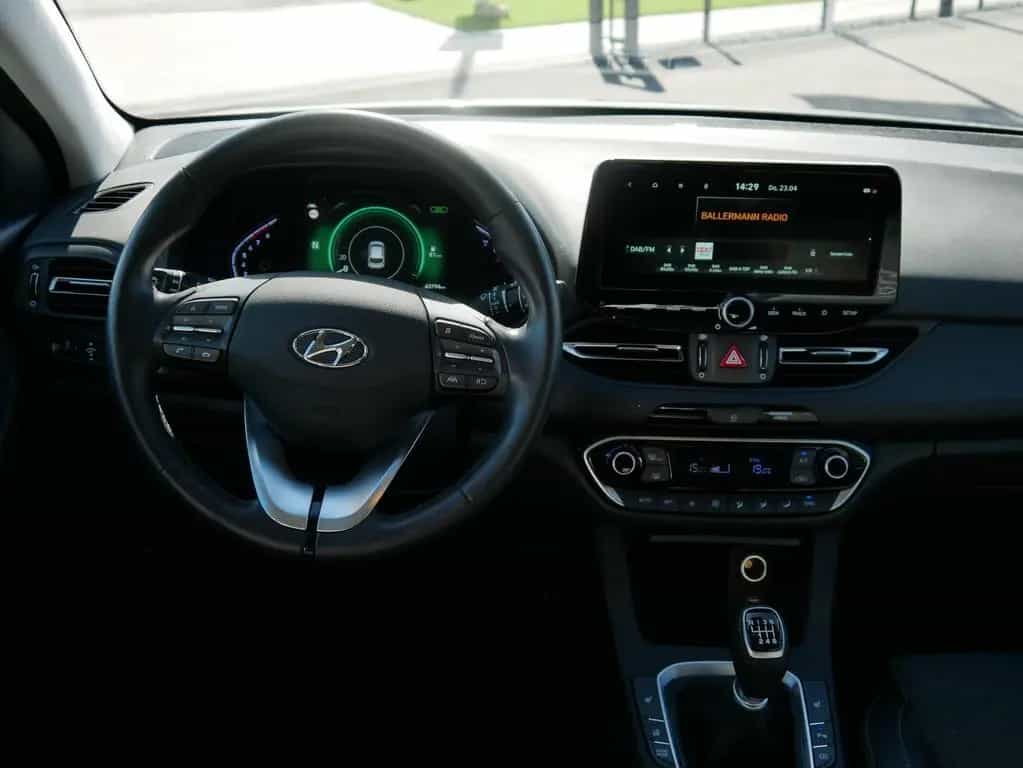 Hyundai i30 1.5 Prime Mild-Hybrid LED Navi Kamera 09/2021-photo-11