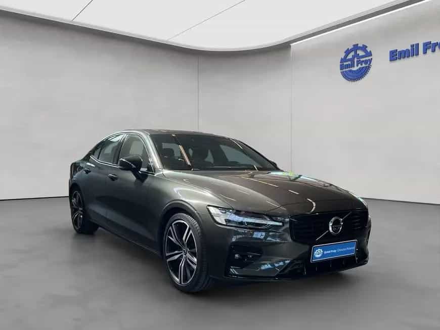 Volvo S60 B4 R-Design Glasd 360° PilotAssist 19'' Stan 07/2022-photo-7
