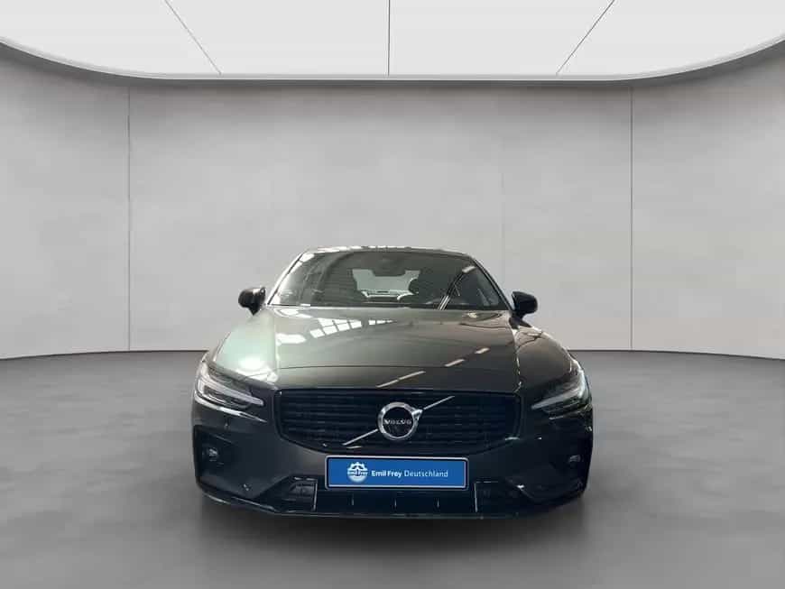 Volvo S60 B4 R-Design Glasd 360° PilotAssist 19'' Stan 07/2022-photo-8
