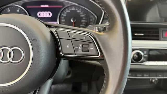 Audi A4 Avant QUATTRO*S LINE*ACC*AUTOMATIK*NAVI*PANO* 01/2020-photo-27