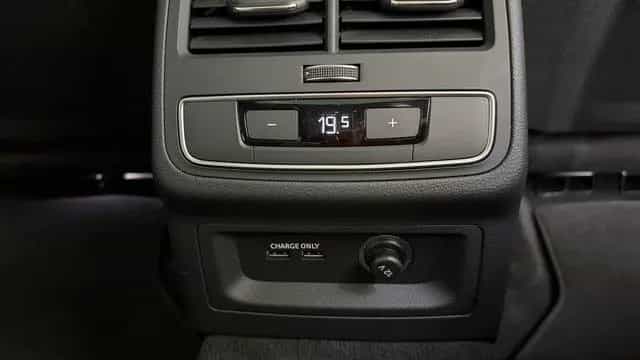 Audi A4 Avant QUATTRO*S LINE*ACC*AUTOMATIK*NAVI*PANO* 01/2020-photo-42