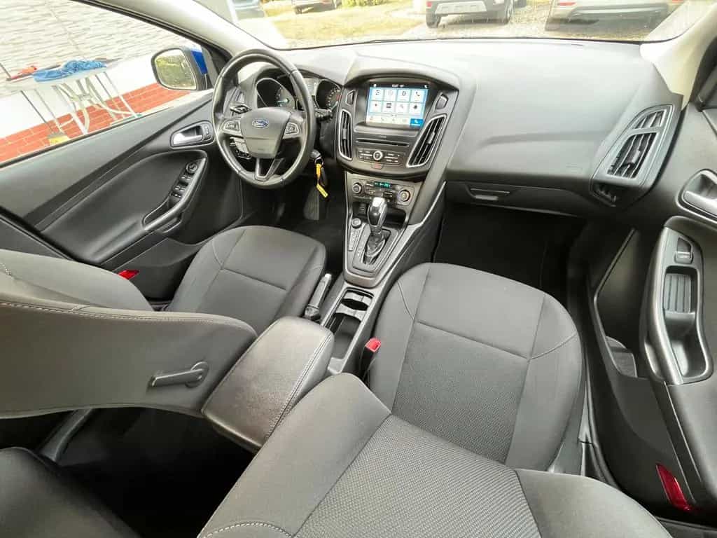 Ford Focus Lim. Business Zahnriemen & Service neu 03/2018-photo-13