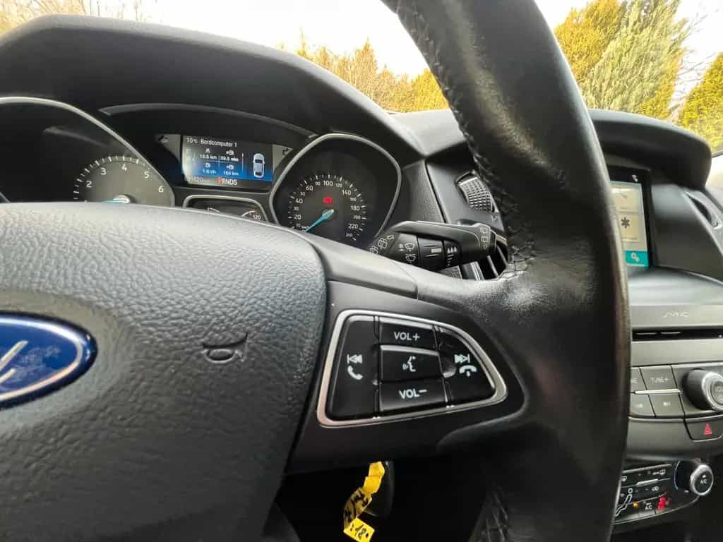 Ford Focus Lim. Business Zahnriemen & Service neu 03/2018-photo-23