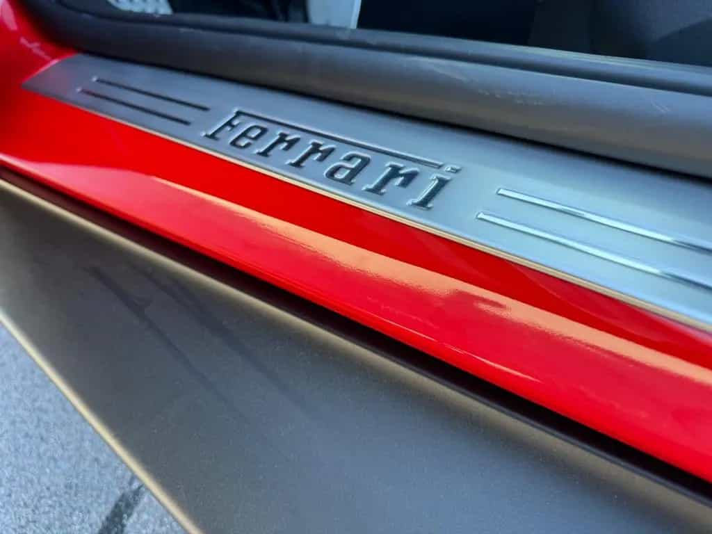 Ferrari Amalfi V8 ROSSO CORSA ACC LIFT VOLLLEDER null-photo-18
