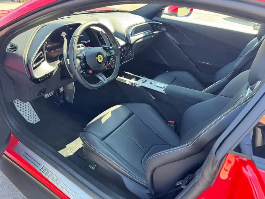 Ferrari Amalfi V8 ROSSO CORSA ACC LIFT VOLLLEDER null-photo-20