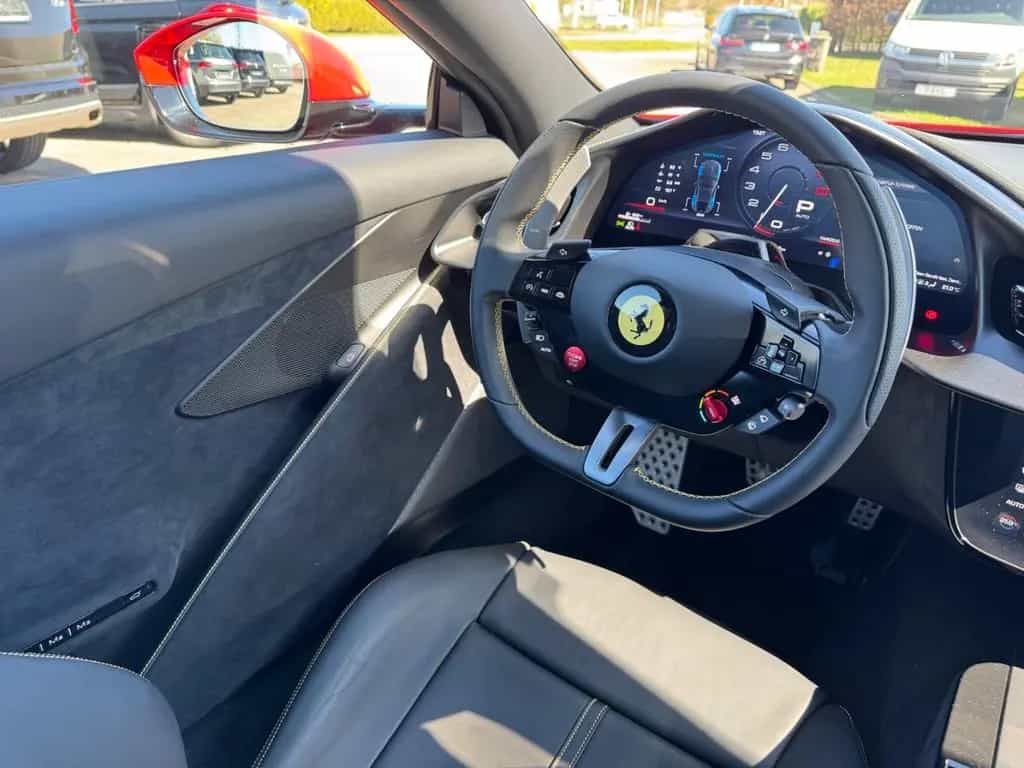 Ferrari Amalfi V8 ROSSO CORSA ACC LIFT VOLLLEDER null-photo-32
