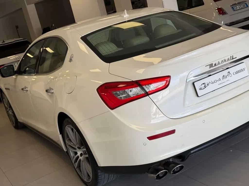Maserati Ghibli V6 Diesel 275 CV 04/2014-photo-4