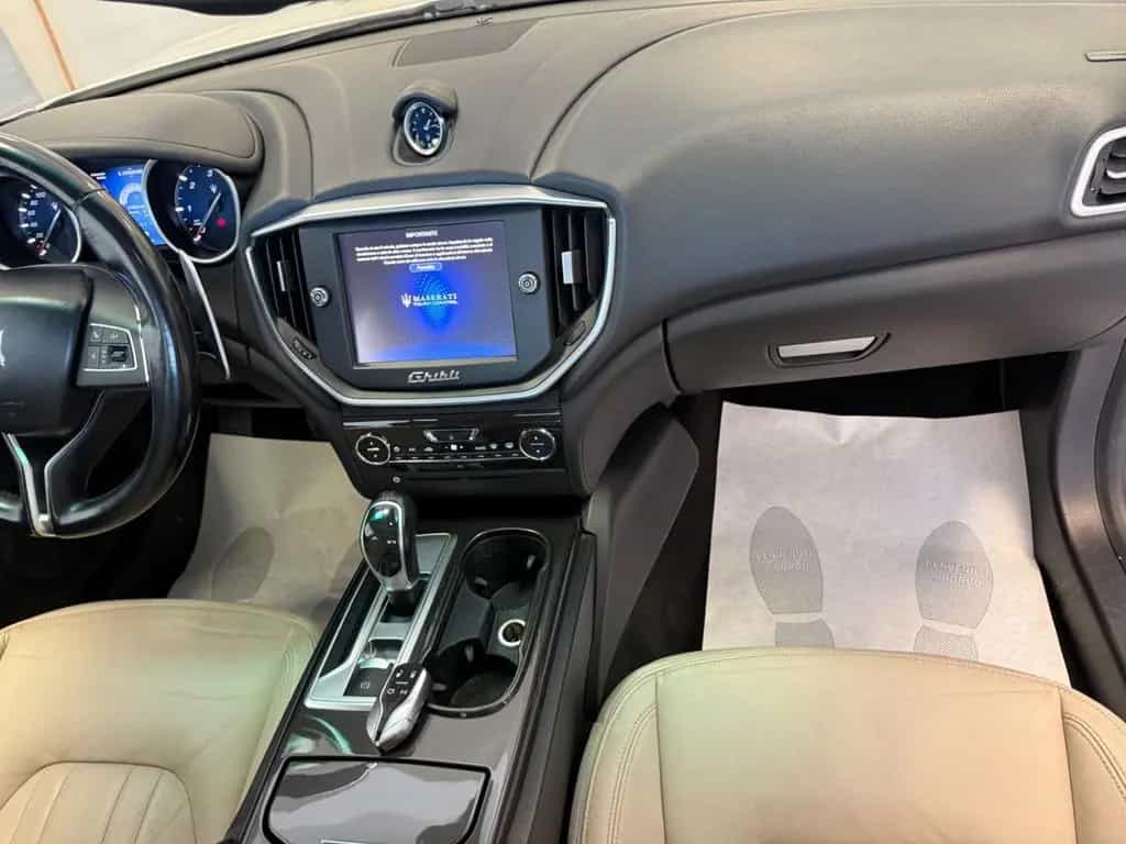 Maserati Ghibli V6 Diesel 275 CV 04/2014-photo-8