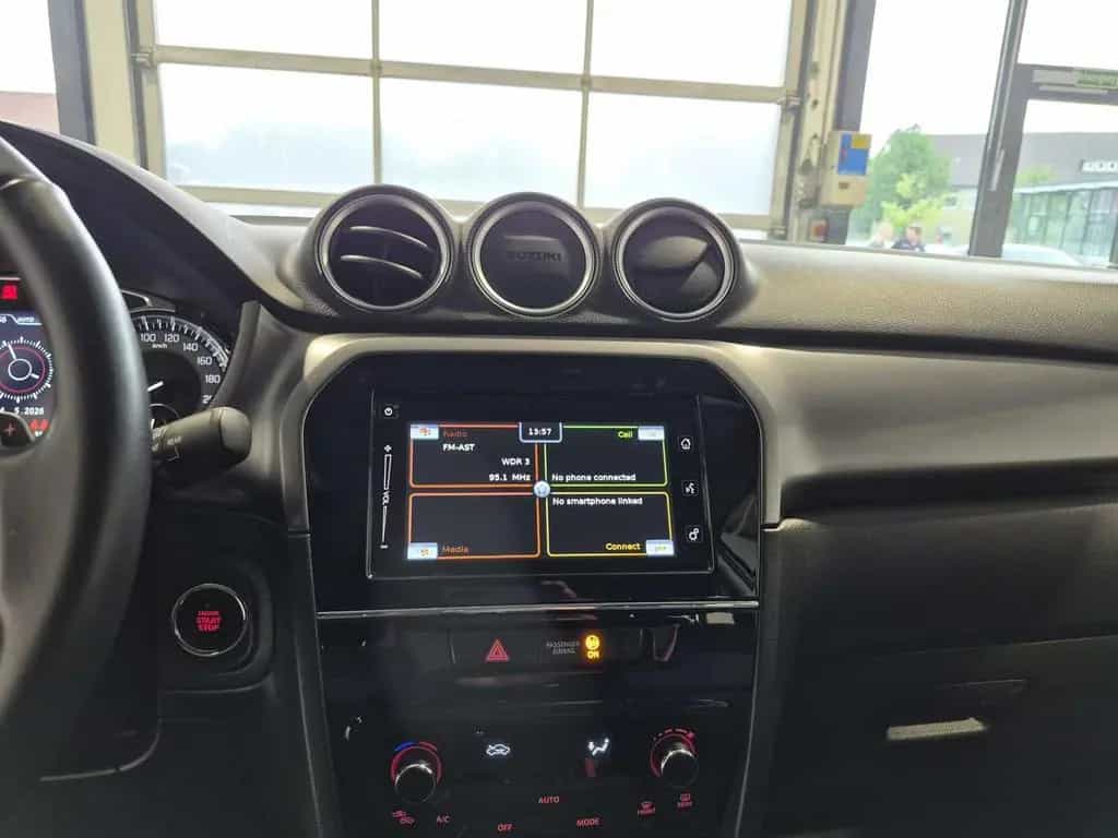 Suzuki Vitara 1.4 S 4x2 ACC|CarPlay|LED|Kamera 02/2023-photo-10