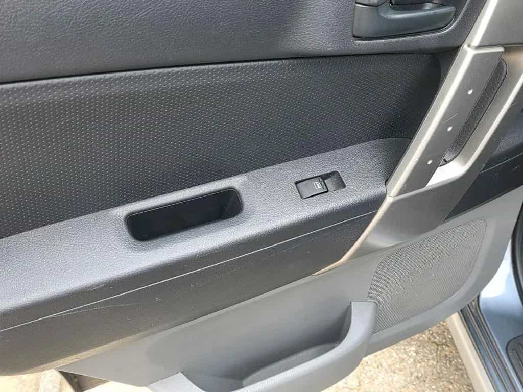 Daihatsu Terios 11/2005-photo-6