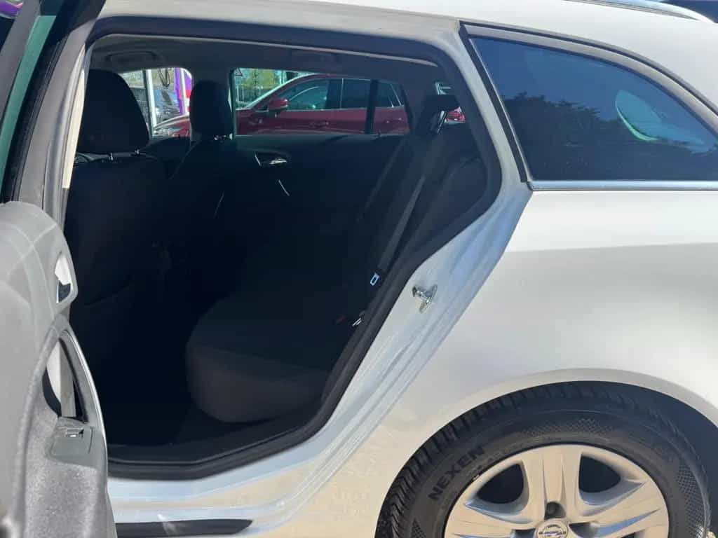 Opel Insignia 1.6 Turbo TÜV NEU*1 Hand*63 T/KM*Autom 04/2017-photo-12