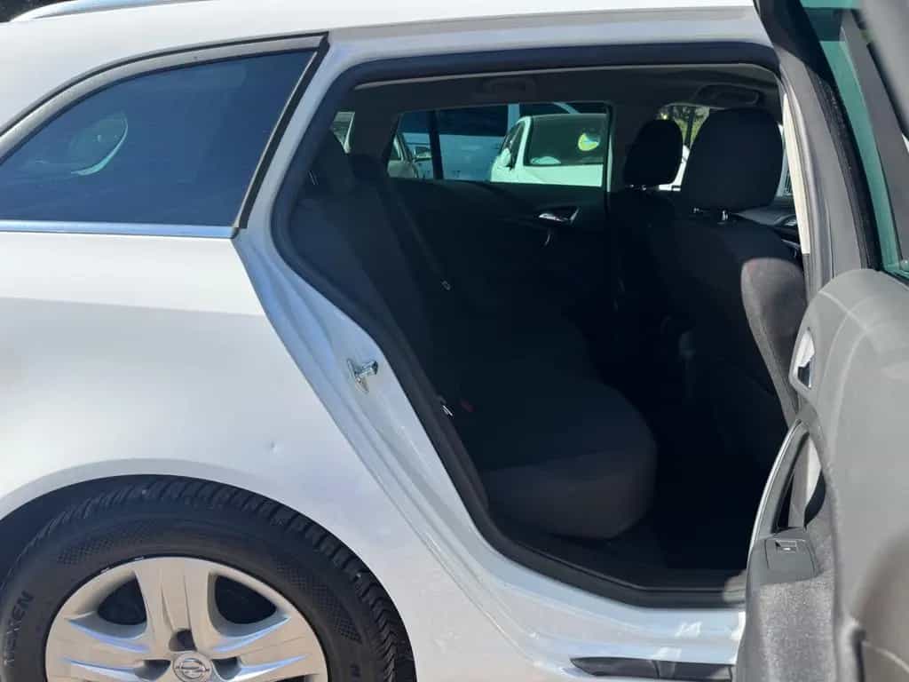 Opel Insignia 1.6 Turbo TÜV NEU*1 Hand*63 T/KM*Autom 04/2017-photo-13