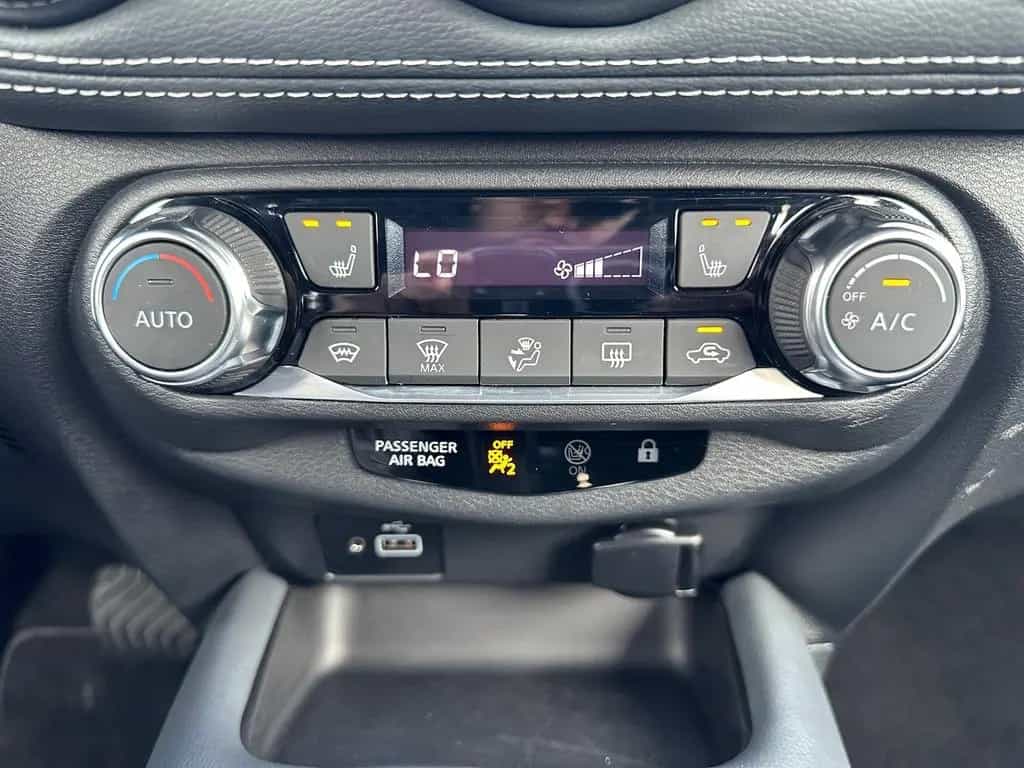 Nissan Juke Visia AHK*Navi*LED*Automatik*Winterpaket 06/2022-photo-18