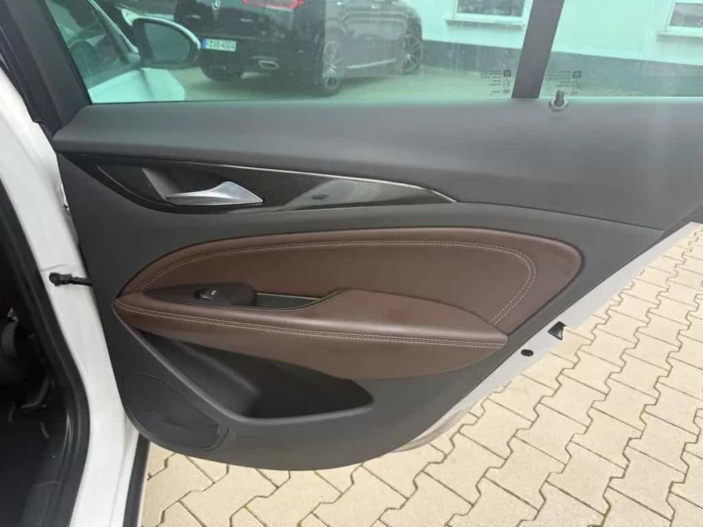 Opel Insignia B Grand Sport 2.0 T 4x4 Dynamic·OPC 03/2017-photo-11
