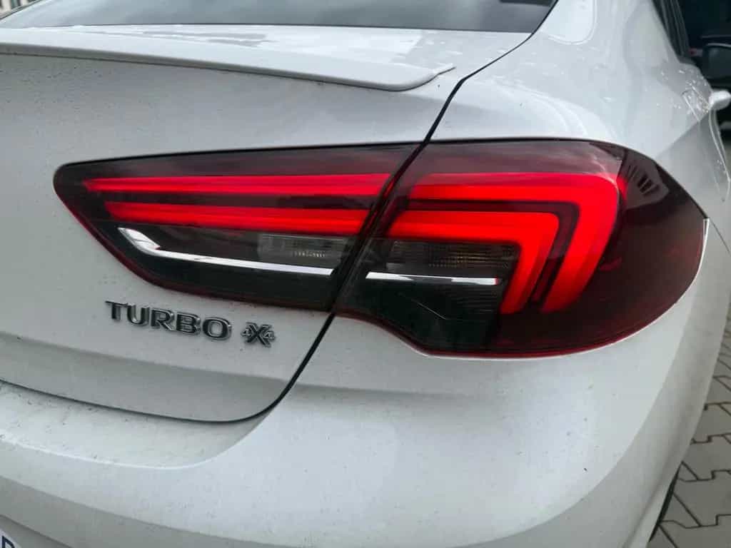 Opel Insignia B Grand Sport 2.0 T 4x4 Dynamic·OPC 03/2017-photo-15