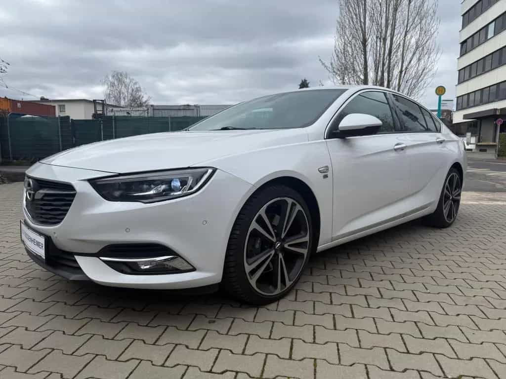Opel Insignia B Grand Sport 2.0 T 4x4 Dynamic·OPC 03/2017-photo-2