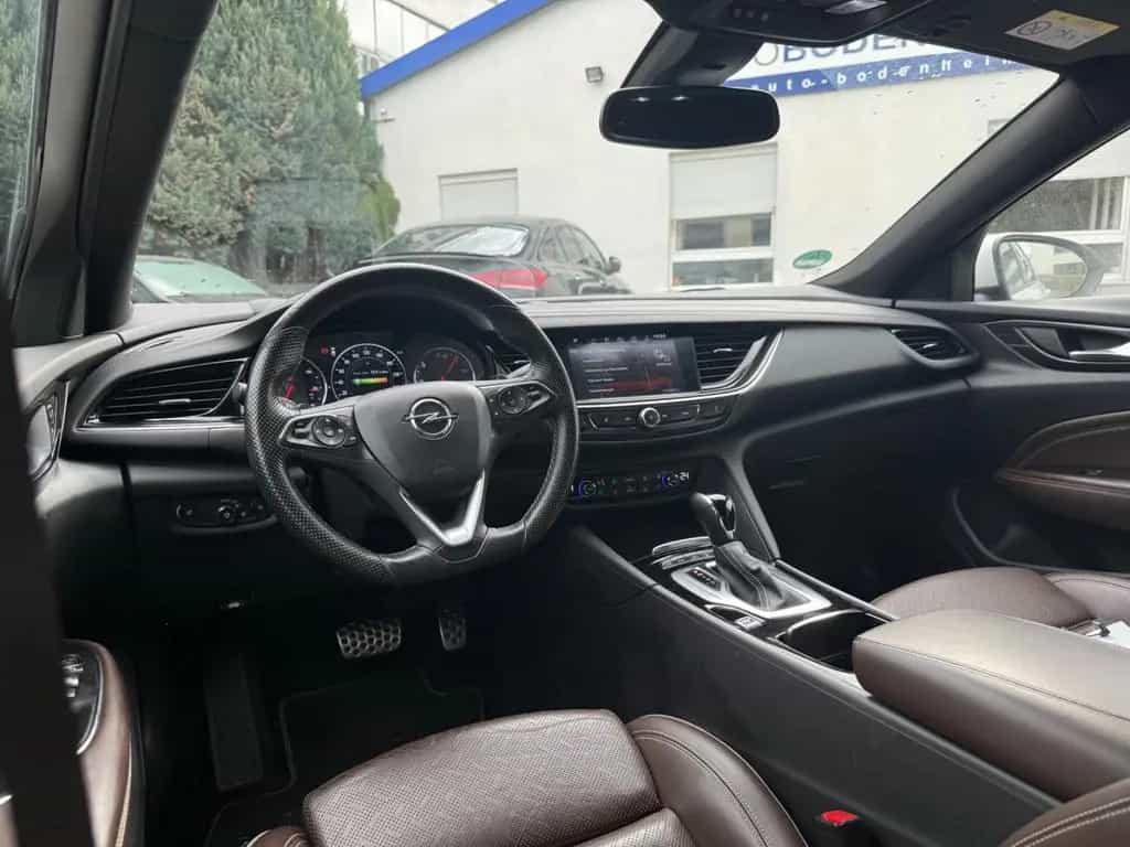 Opel Insignia B Grand Sport 2.0 T 4x4 Dynamic·OPC 03/2017-photo-30