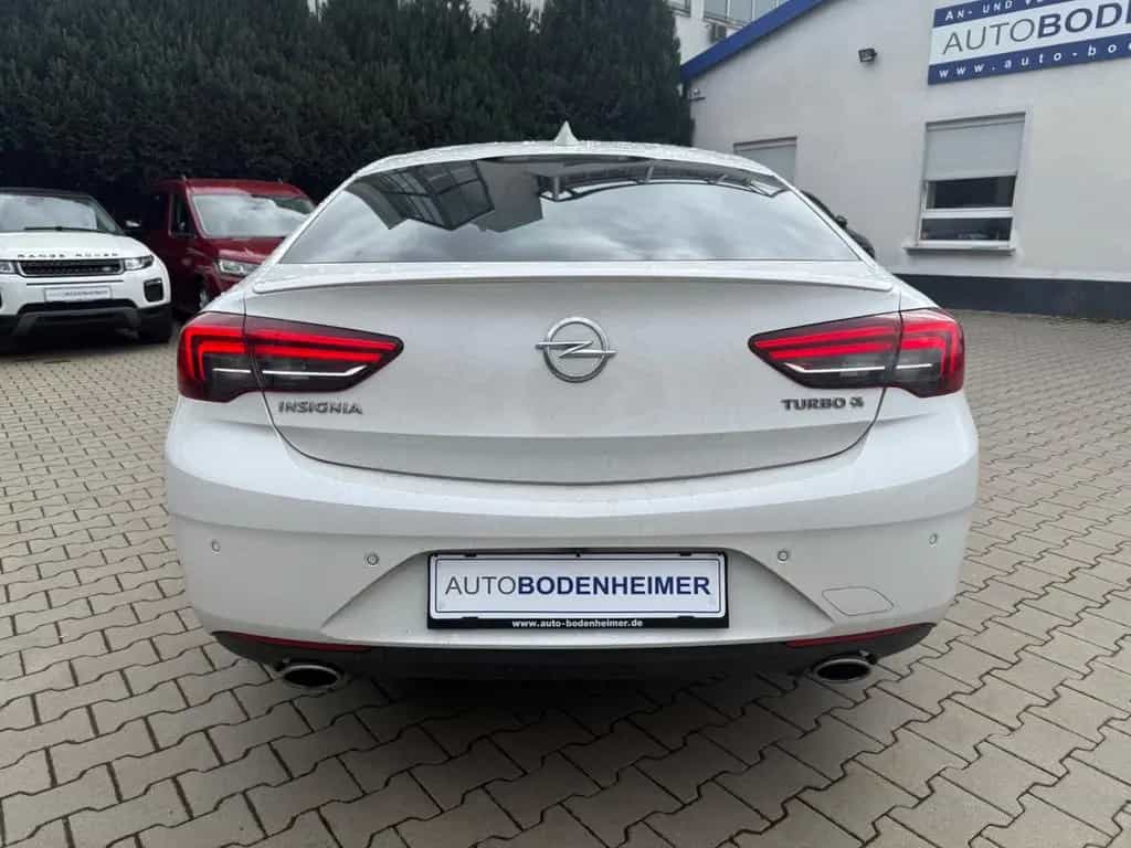 Opel Insignia B Grand Sport 2.0 T 4x4 Dynamic·OPC 03/2017-photo-5