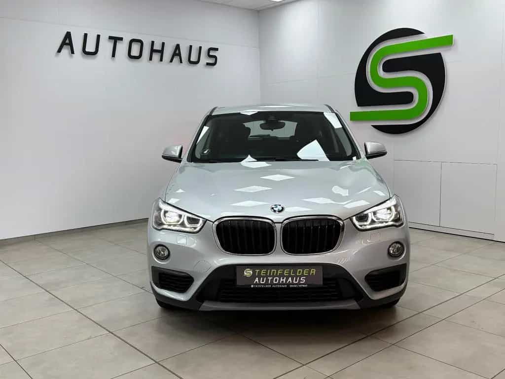 BMW X1 20i sDrive  / LED / SHZ / LM-FELGEN / BT 06/2016-photo-0