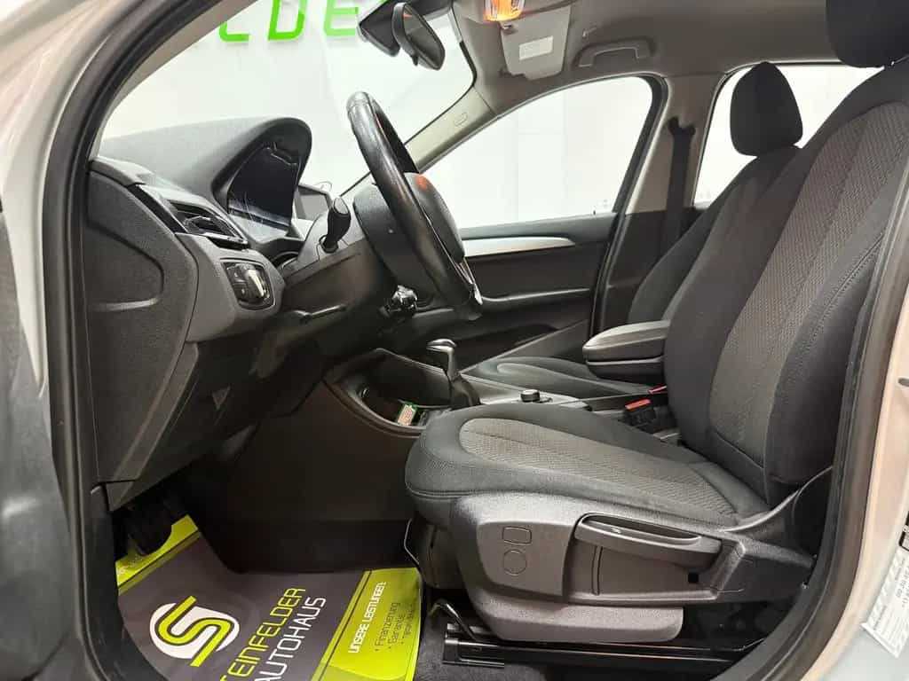 BMW X1 20i sDrive  / LED / SHZ / LM-FELGEN / BT 06/2016-photo-9