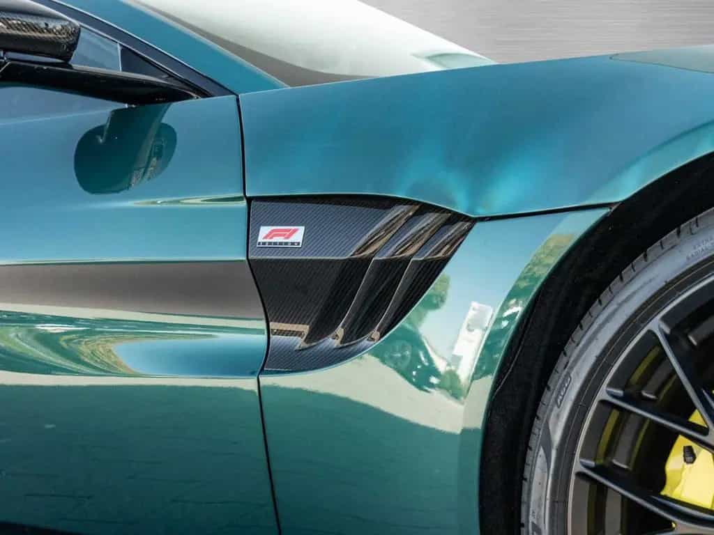Aston Martin V8 Vantage F1 Edition 10/2022-photo-16