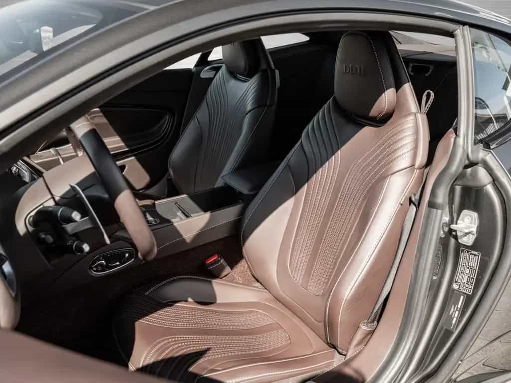 Aston Martin DB11 V8 Coupe Touchtronic 05/2018-photo-11