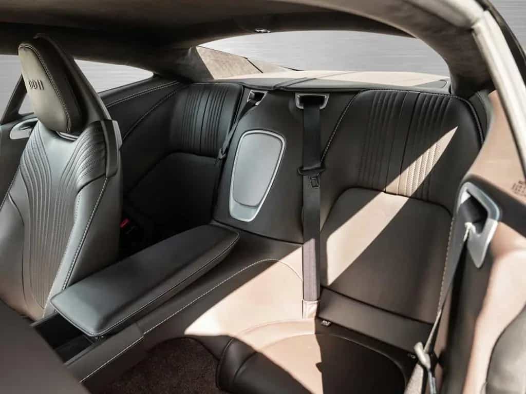 Aston Martin DB11 V8 Coupe Touchtronic 05/2018-photo-12