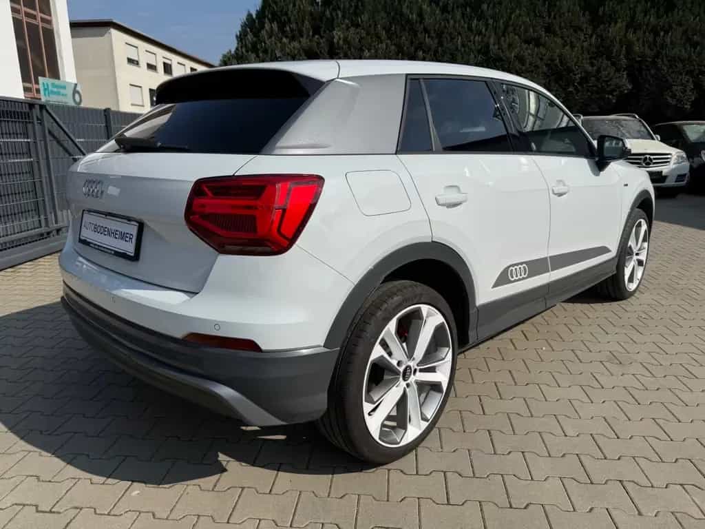 Audi Q2 1.5 TFSI35/S-Line Sport Plus/Bang&Olufsen/LED 06/2020-photo-2