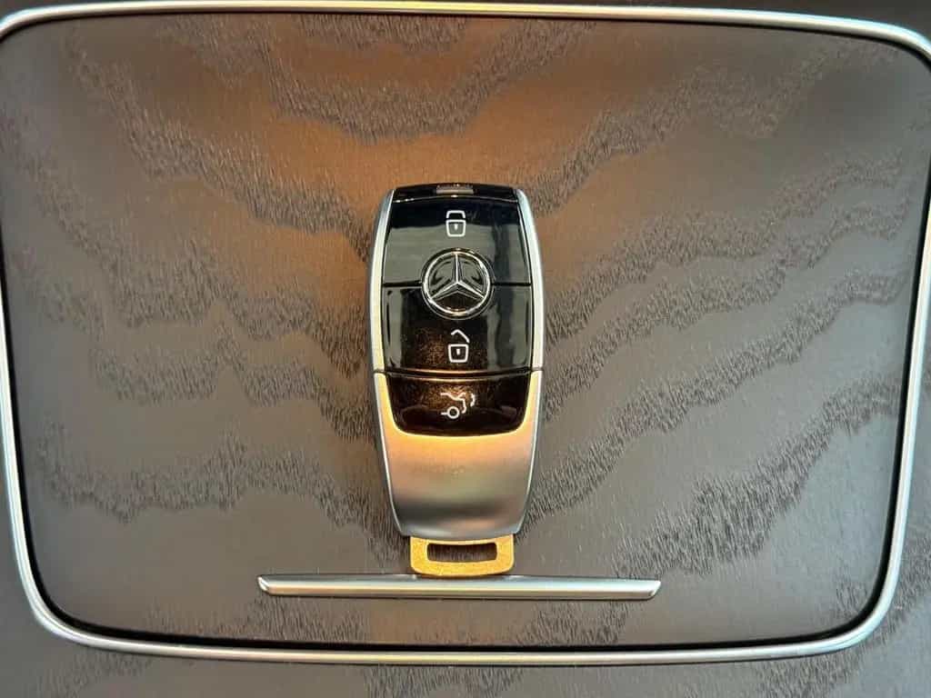 Mercedes-Benz E-Class 200 T-Modell 4Matic All-Terrain PANO 8Fach AHK 05/2021-photo-14