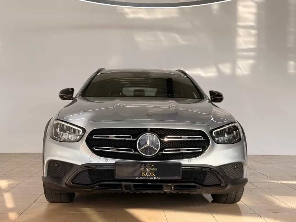 Mercedes-Benz E-Class 200 T-Modell 4Matic All-Terrain PANO 8Fach AHK 05/2021-photo-0