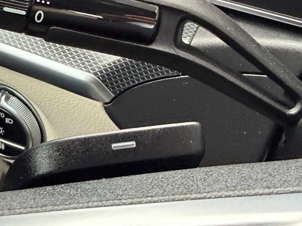 Mercedes-Benz C 200 d Limousine°AVANTGARDE° 02/2023-photo-24