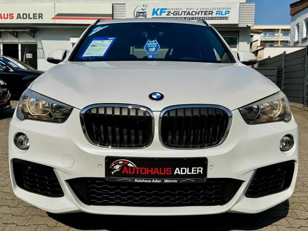 BMW X1 xDRIVE 20d "M-SPORT"2HD*AUTO*PANO*NAV*PDC*H&K 03/2018-photo-1
