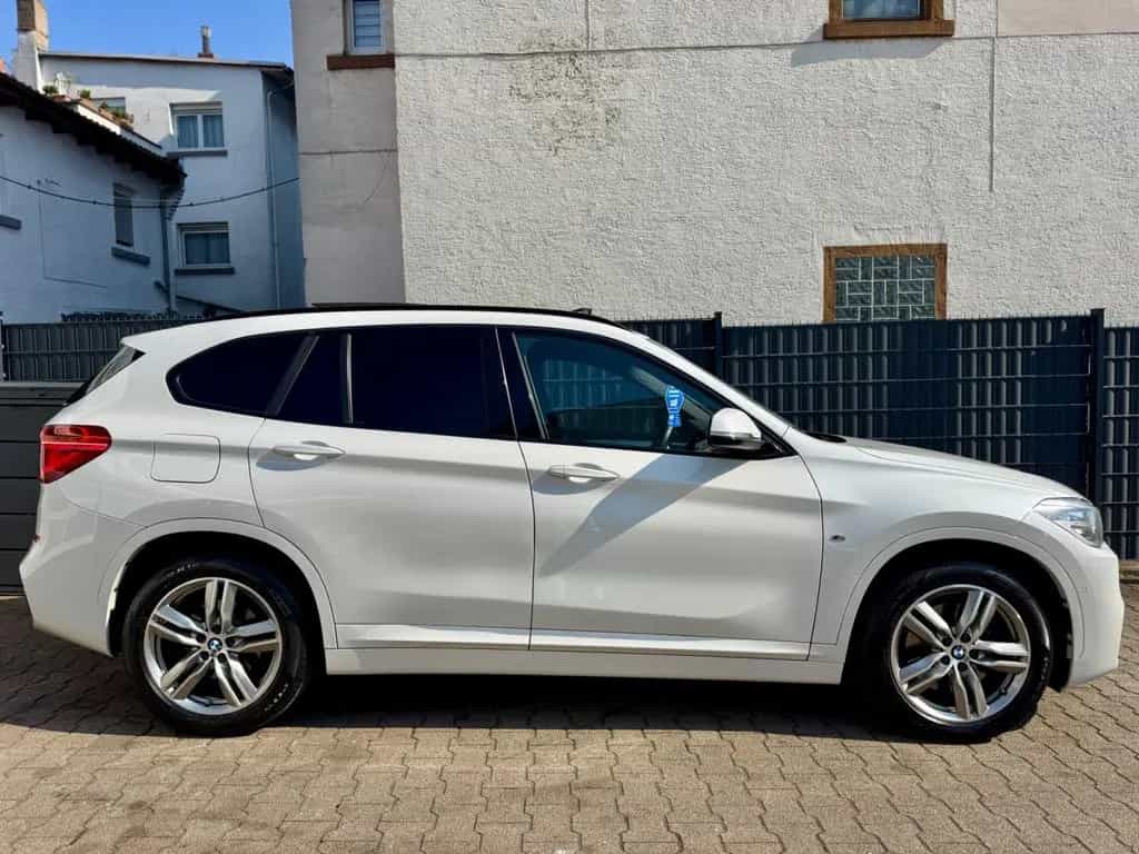 BMW X1 xDRIVE 20d "M-SPORT"2HD*AUTO*PANO*NAV*PDC*H&K 03/2018-photo-25