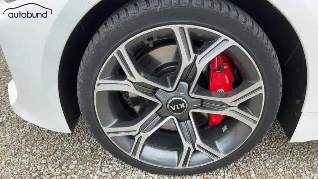 Kia Stinger 3.3 V6 TGDI 4WD GT Alu HUD KA LED Link L 04/2021-photo-27