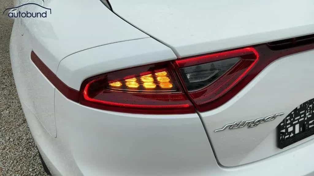 Kia Stinger 3.3 V6 TGDI 4WD GT Alu HUD KA LED Link L 04/2021-photo-29