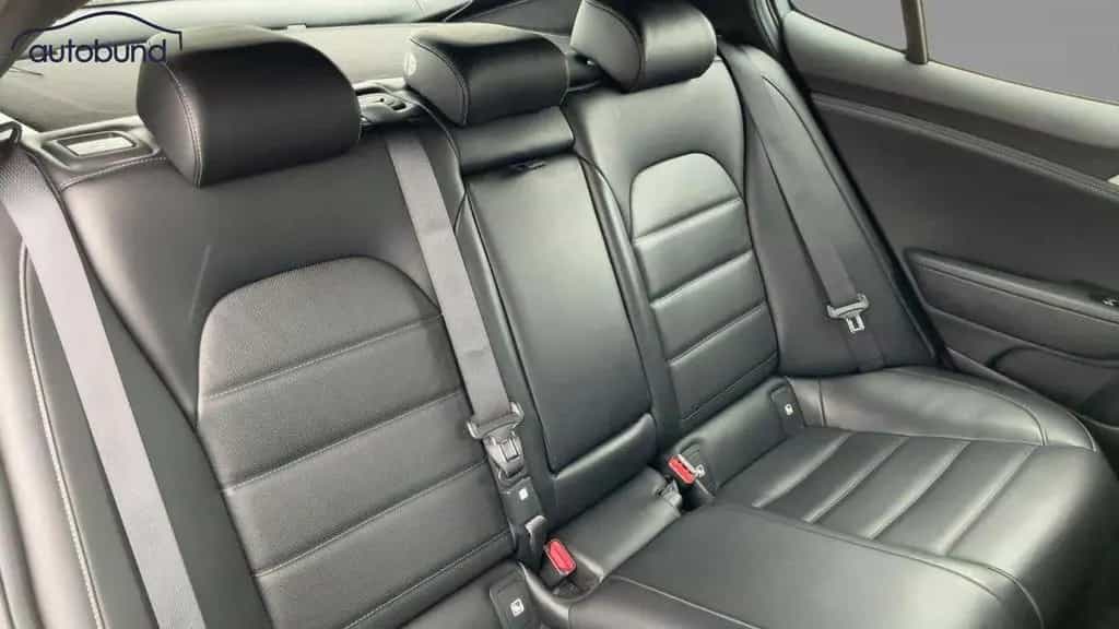 Kia Stinger 3.3 V6 TGDI 4WD GT Alu HUD KA LED Link L 04/2021-photo-6