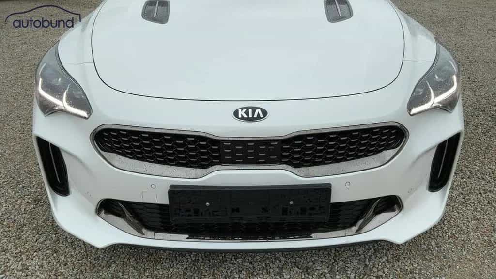 Kia Stinger 3.3 V6 TGDI 4WD GT Alu HUD KA LED Link L 04/2021-photo-25