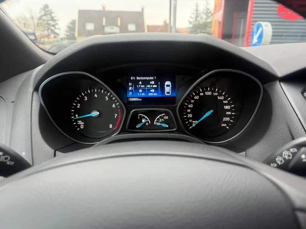 Ford Focus Lim. Sport#ST Line#Insp+Tüv neu 08/2017-photo-3