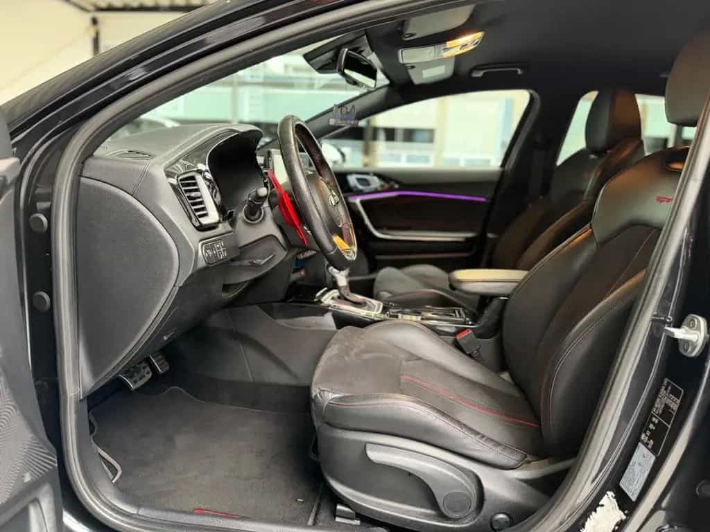 Kia pro cee'd GT / 1.6l/LED/Virt/CAM/ACC/Alcantara 03/2021-photo-12