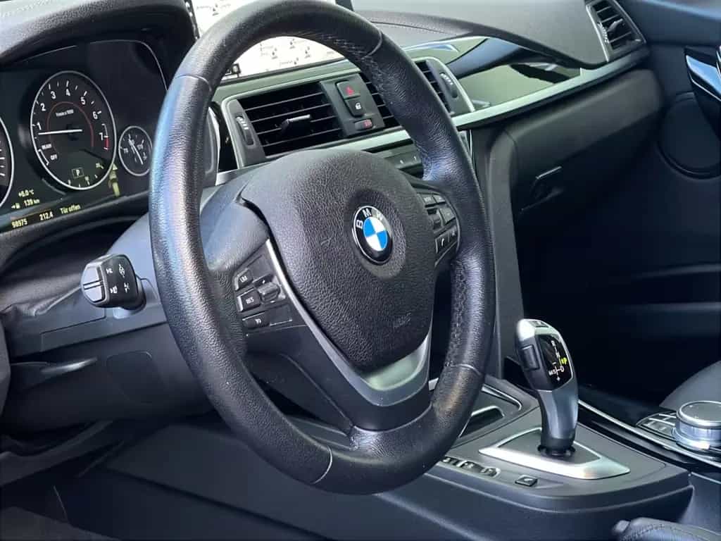 BMW 340 i TOURING SPORT AUTOMAT. SCHECKHEFT GARANTIE 02/2019-photo-10